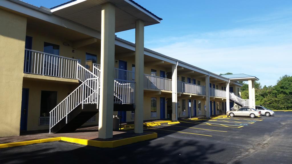 Royal Inn Alachua Exterior foto